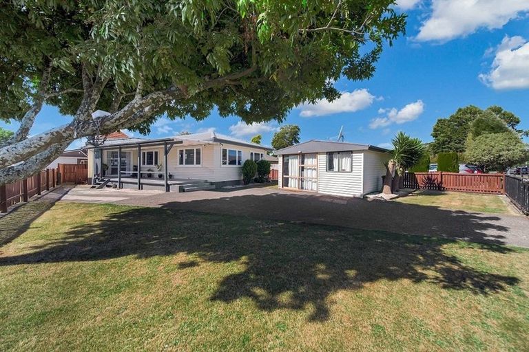 Photo of property in 1/48 Willis Road, Papakura, 2110