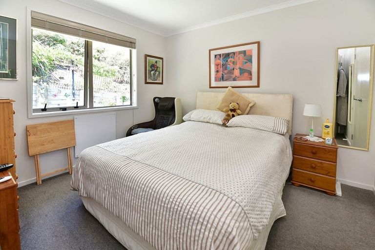 Photo of property in 25 Waldorf Crescent, Orewa, 0931