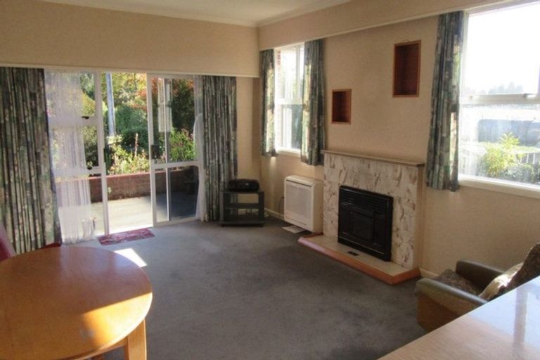 Photo of property in 2 Victoria Street, Waimate, 7924