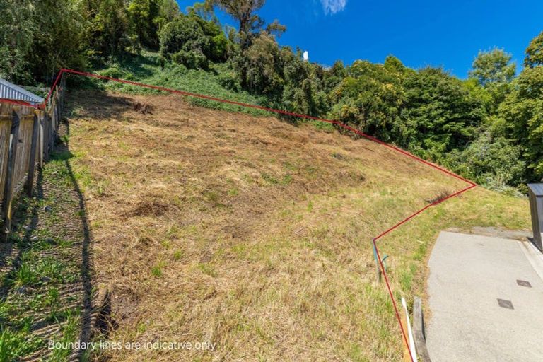 Photo of property in 25 Champion Terrace, Moana, Nelson, 7011