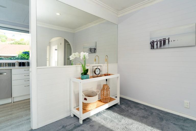 Photo of property in 77 The Parade, Paekakariki, 5034