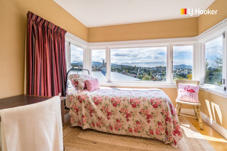 Photo of property in 102 Glenpark Avenue, Mornington, Dunedin, 9011