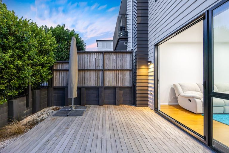 Photo of property in 9 Timu Road, Long Bay, Auckland, 0630