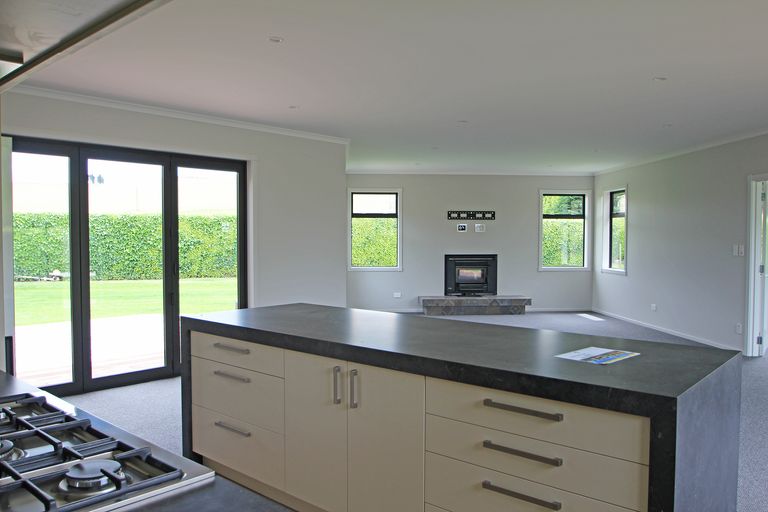 Photo of property in 53 Airedale Road, Weston, Oamaru, 9401