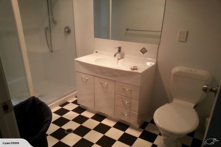 Photo of property in 84e Hillcrest Road, Hillcrest, Hamilton, 3216