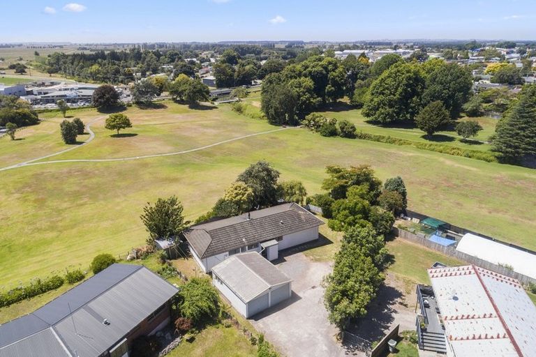 Photo of property in 9 Bayly Place, Te Puke, 3119