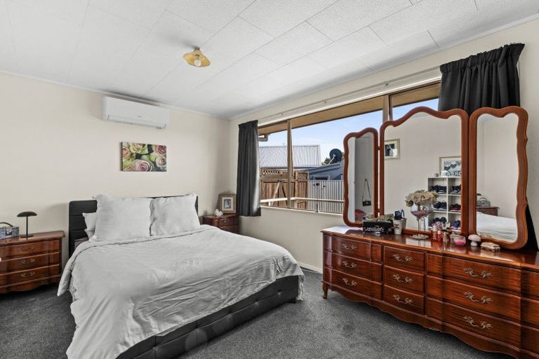 Photo of property in 43 Ryan Crescent, Greenmeadows, Napier, 4112