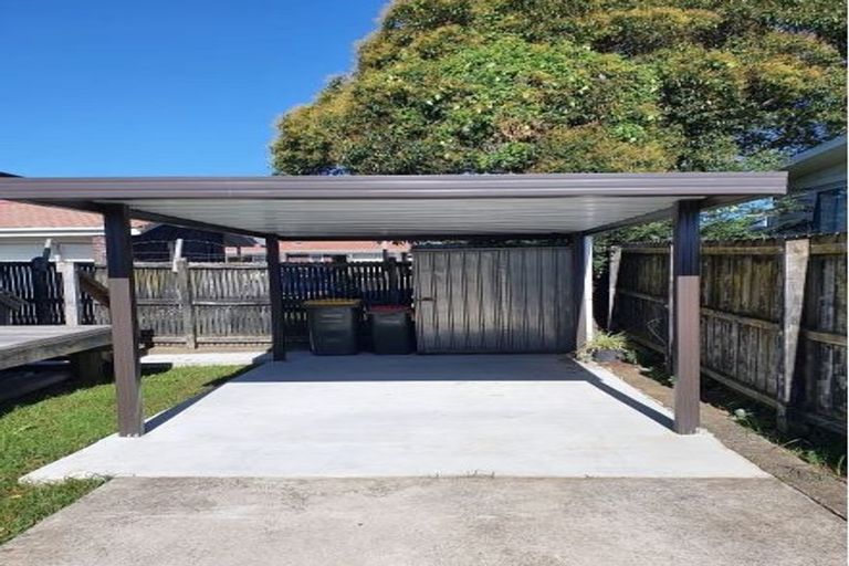 Photo of property in 32 Mervan Street, Mangere East, Auckland, 2024