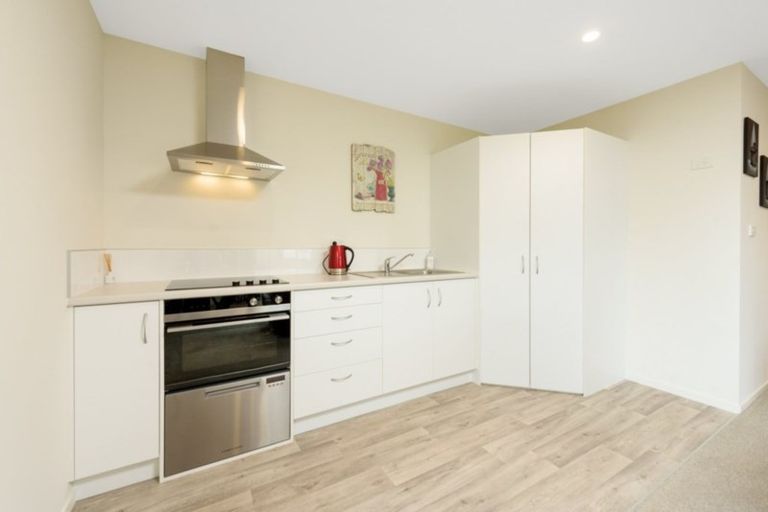 Photo of property in 11 Kamahi Crescent, Papamoa Beach, Papamoa, 3118