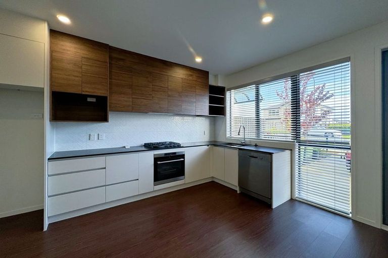 Photo of property in 12 Routhmore Street, Flat Bush, Auckland, 2019