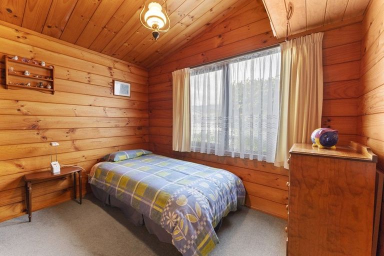 Photo of property in 31a Roband Crescent, Brown Owl, Upper Hutt, 5018