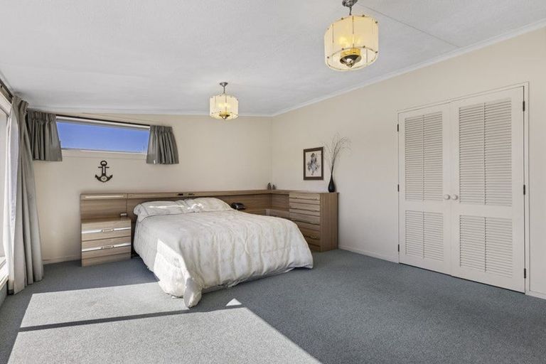 Photo of property in 113 Easther Crescent, Kew, Dunedin, 9012