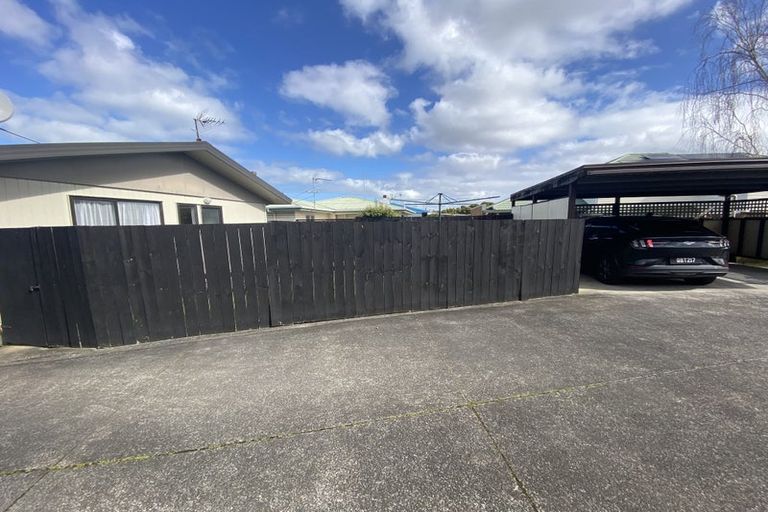 Photo of property in 88 Hepburn Road, Glendene, Auckland, 0602