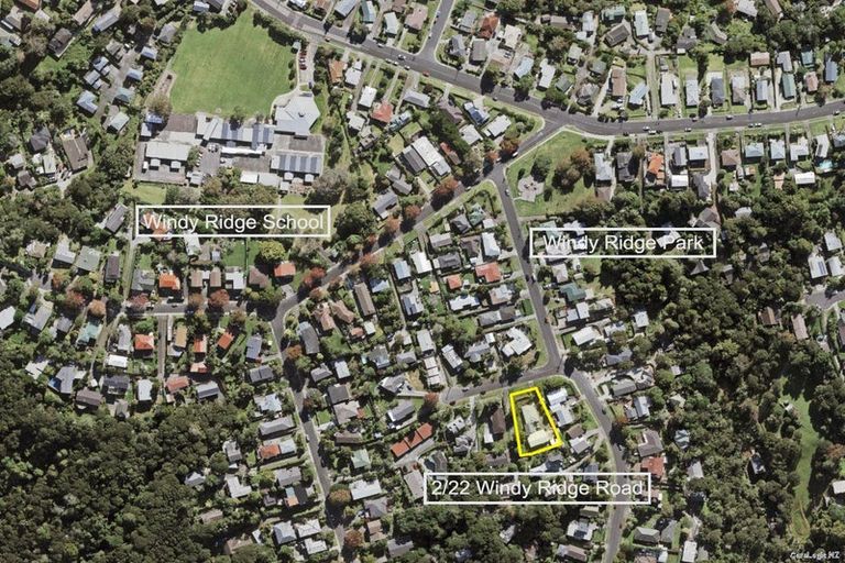 Photo of property in 2/22 Windy Ridge Road, Glenfield, Auckland, 0629