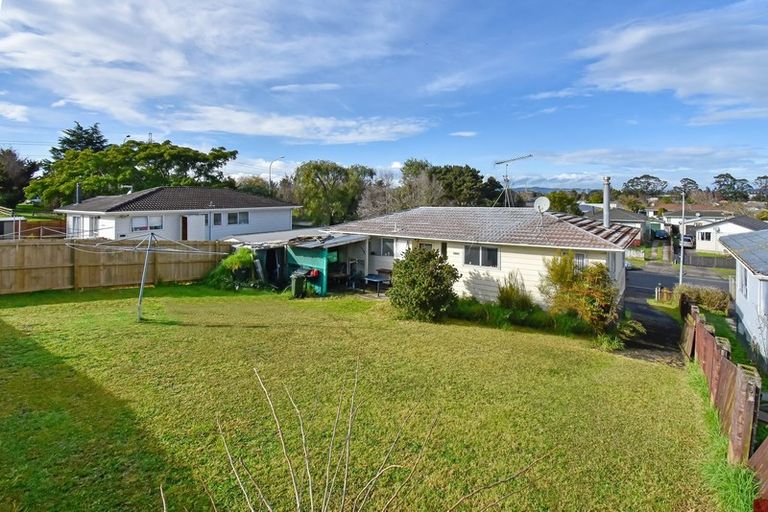 Photo of property in 110 Hyperion Drive, Randwick Park, Auckland, 2105