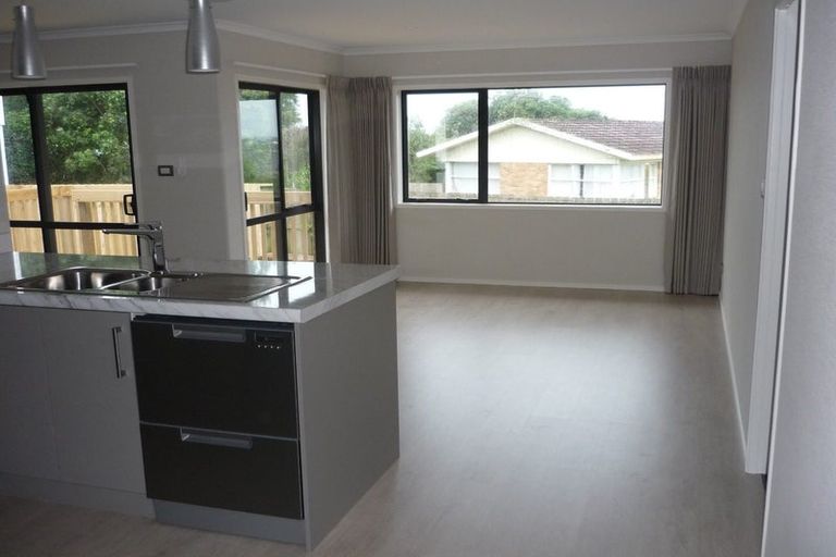 Photo of property in 808 Whangaparaoa Road, Manly, Whangaparaoa, 0930