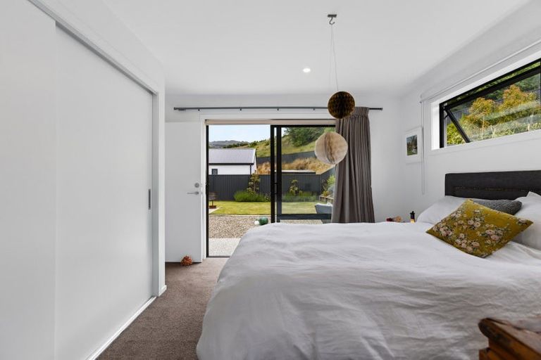 Photo of property in 28 Naylor Street, Clyde, 9330