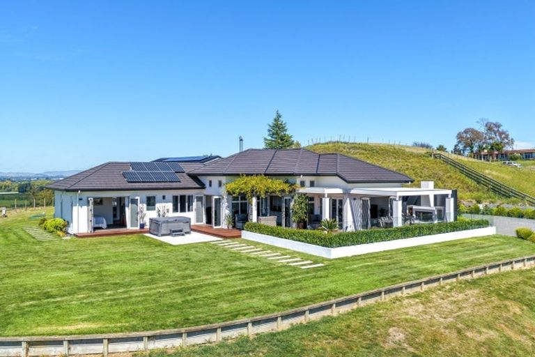 Photo of property in 23 Wheatley Road, Waiohiki, Napier, 4183