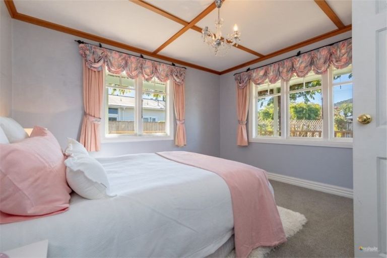 Photo of property in 6 Bentinck Street, Wallaceville, Upper Hutt, 5018