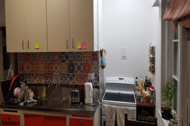 Photo of property in 46 Wright Street, Mount Cook, Wellington, 6021