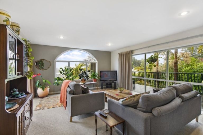 Photo of property in 38 Rewarewa Place, Matua, Tauranga, 3110