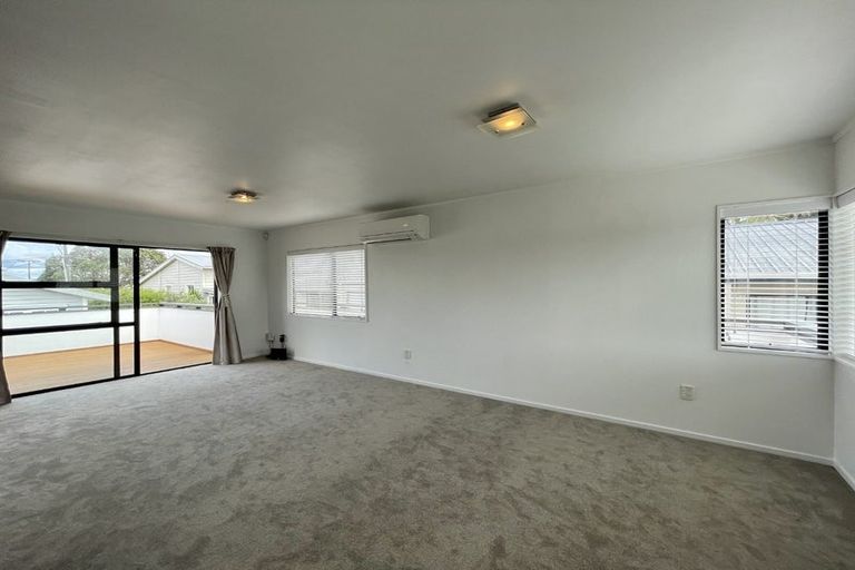 Photo of property in 2/6 Evan Street, Belmont, Auckland, 0622