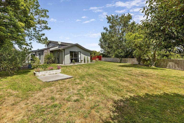 Photo of property in 68 Brois Street, Frankleigh Park, New Plymouth, 4310