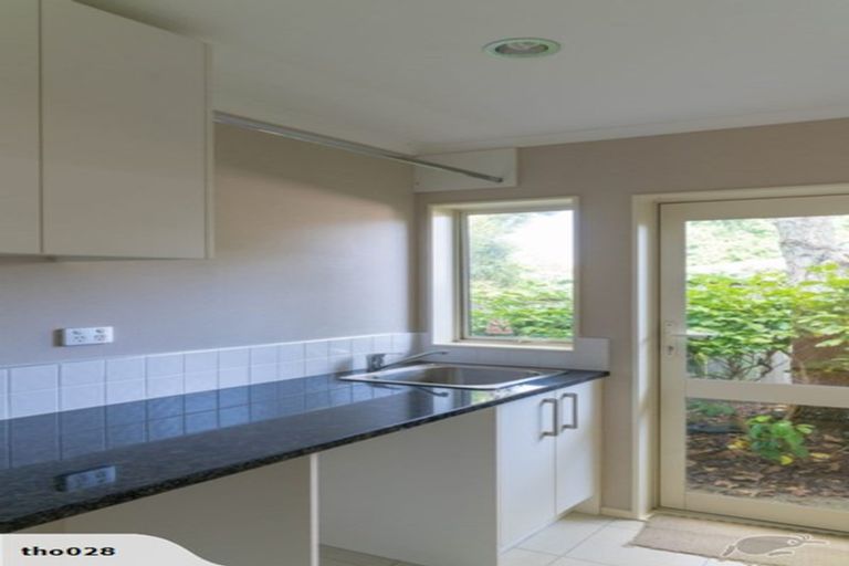 Photo of property in 1b Tranquility Rise, Mellons Bay, Auckland, 2014