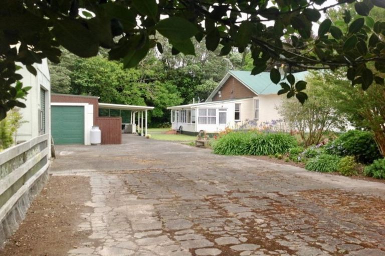 Photo of property in 1406 Devon Road, Brixton, Waitara, 4382