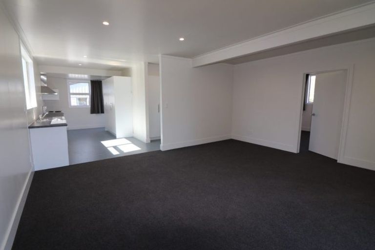 Photo of property in 2/3 Karamu Street, Upper Riccarton, Christchurch, 8041