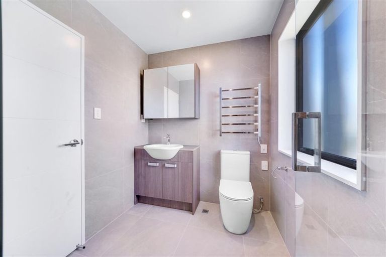 Photo of property in 4/2 Wood Street, Papakura, 2110