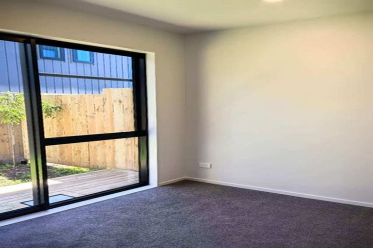 Photo of property in 16 Clementine Place, Bucklands Beach, 2014