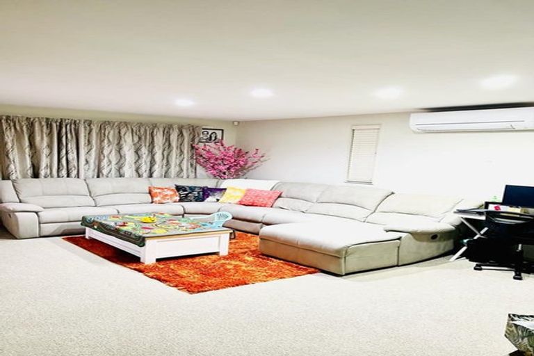 Photo of property in 50 Albionvale Road, Glen Eden, Auckland, 0602