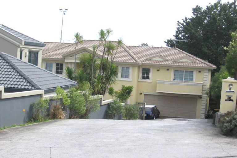Photo of property in 9 Ian Marwick Place, Birkenhead, Auckland, 0626