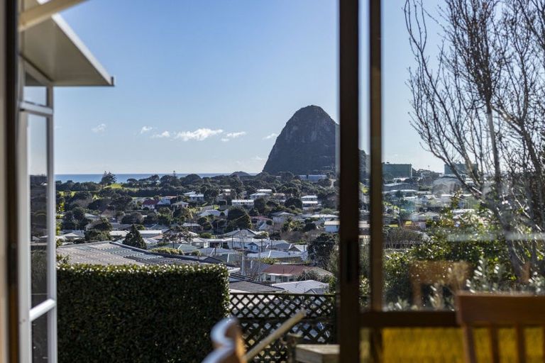 Photo of property in 19 Darwin Crescent, Spotswood, New Plymouth, 4310