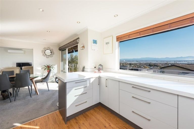 Photo of property in 8 Berkshire Place, Stoke, Nelson, 7011