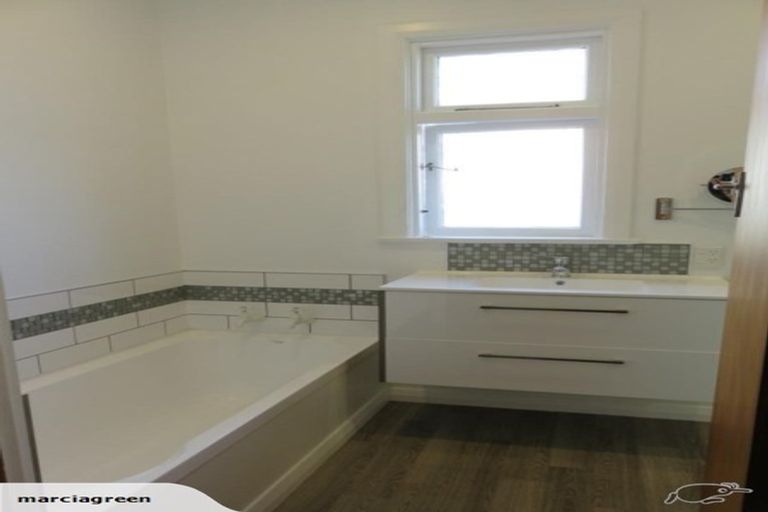 Photo of property in 115 Tahuna Road, Andersons Bay, Dunedin, 9013