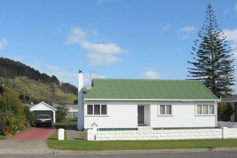 Photo of property in 15 Salonika Street, Whakatane, 3120