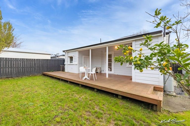 Photo of property in 43 Seddon Street, Wallaceville, Upper Hutt, 5018