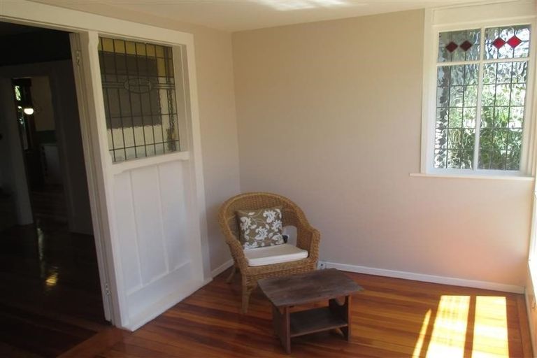 Photo of property in 38 Martin Avenue, Beckenham, Christchurch, 8023