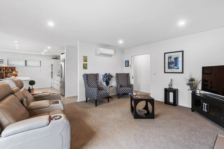 Photo of property in 2 Bronco Drive, Aidanfield, Christchurch, 8025