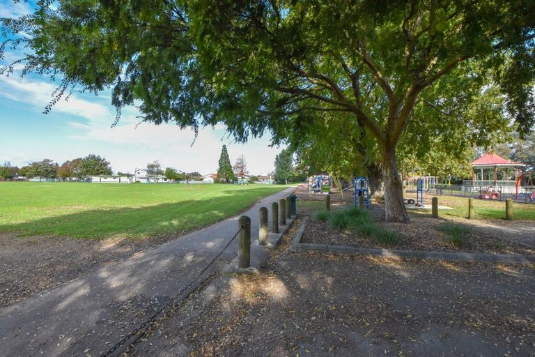 Photo of property in 13 Wakelin Street, Carterton, 5713