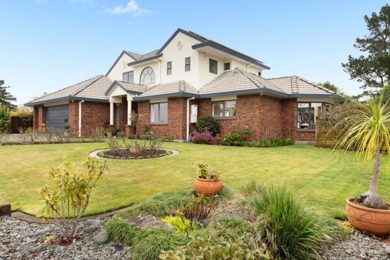 Photo of property in 19 Stableford Drive, Pyes Pa, Tauranga, 3112