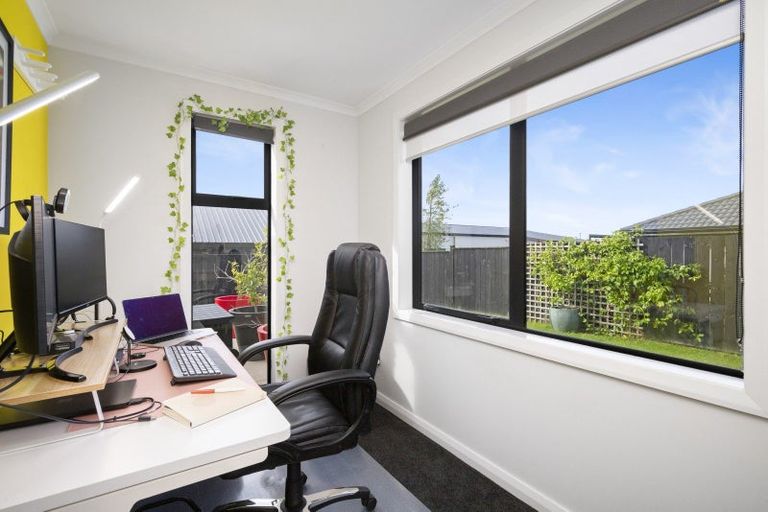 Photo of property in 8 Stanton House Road, Paerata, 2124