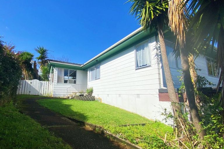 Photo of property in 4 Tree View Avenue, Glenfield, Auckland, 0629