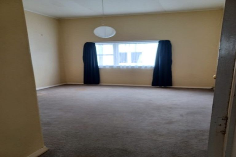 Photo of property in 19 Hereford Street, West End, Palmerston North, 4410