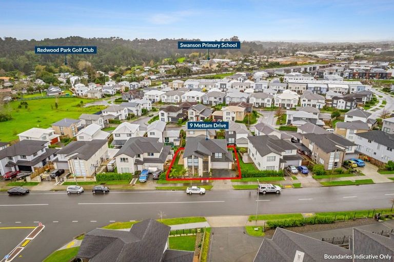 Photo of property in 9 Mettam Drive, Swanson, Auckland, 0614