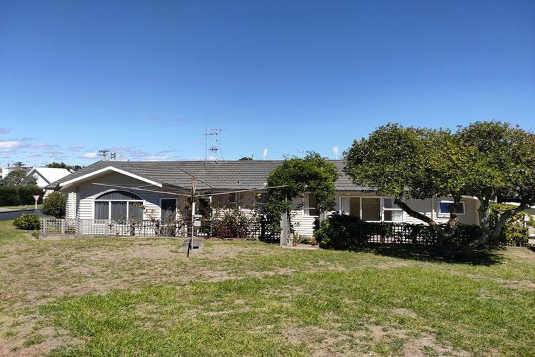 Photo of property in 35 Valley Road, Mount Maunganui, 3116