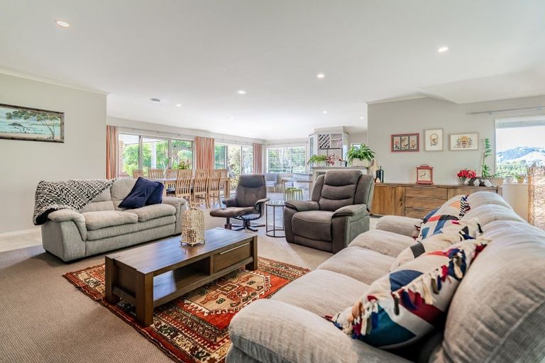 Photo of property in 72 Tawhai Place, Parahaki, Whangarei, 0112