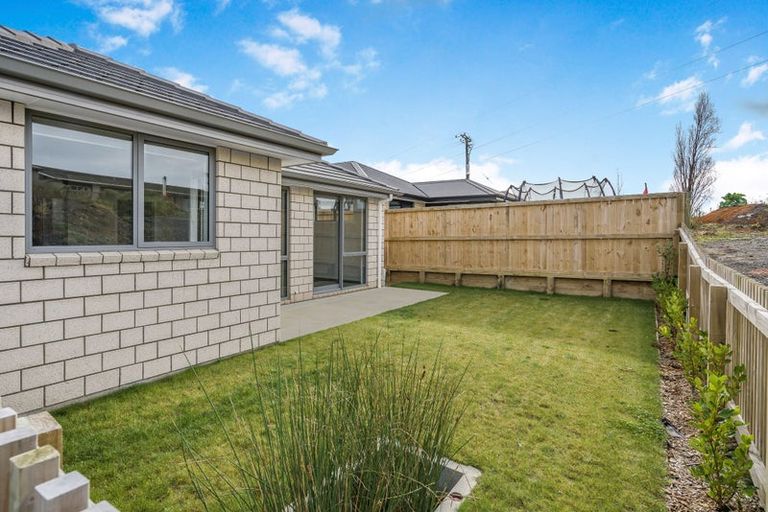 Photo of property in 75 Waruhia Crescent, Rototuna North, 3281